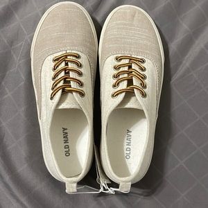 NWT Old Navy boy shoes